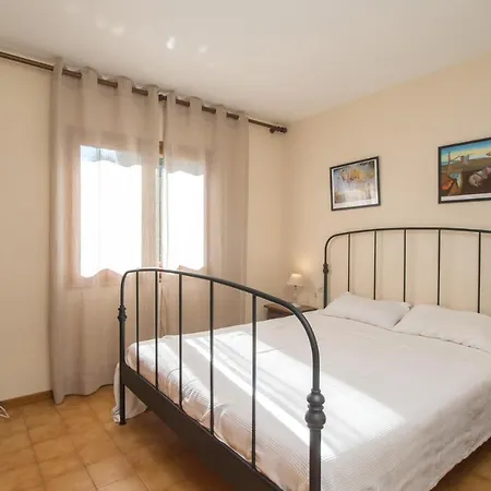 K-4 Calella De Palafrugell, 4 Pax Apartmán *